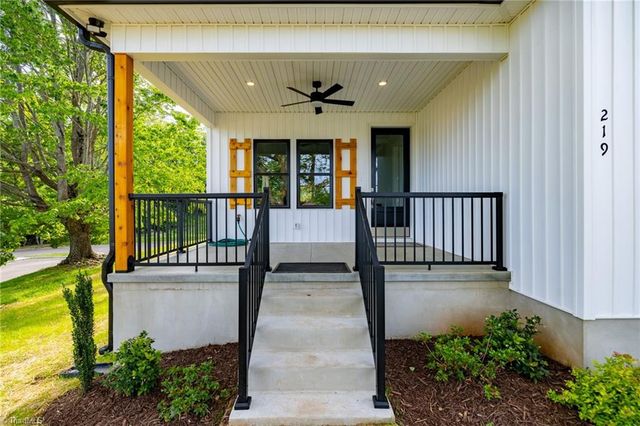 219 Grayson Street, Sparta, NC 28675