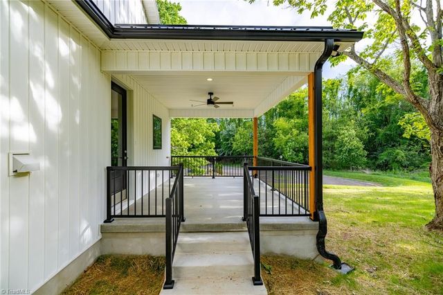 219 Grayson Street, Sparta, NC 28675
