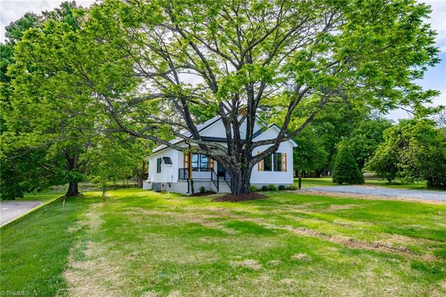 219 Grayson Street, Sparta, NC 28675