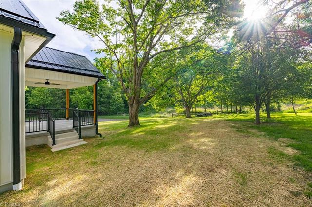 219 Grayson Street, Sparta, NC 28675
