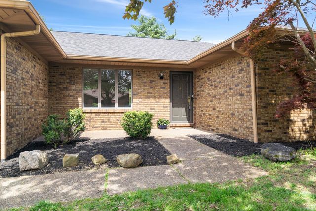 8224 E Heritage Drive, Evansville, IN 47715