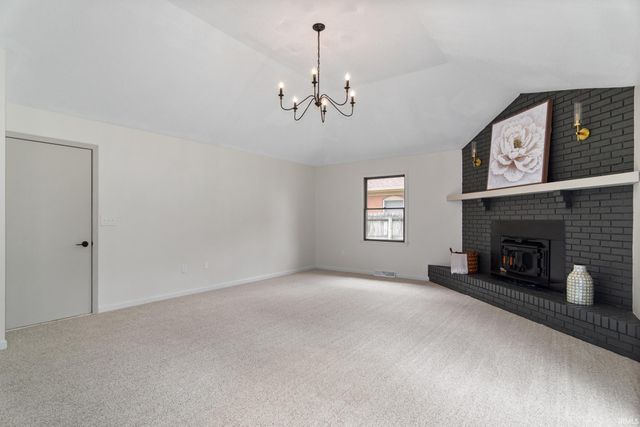 8224 E Heritage Drive, Evansville, IN 47715