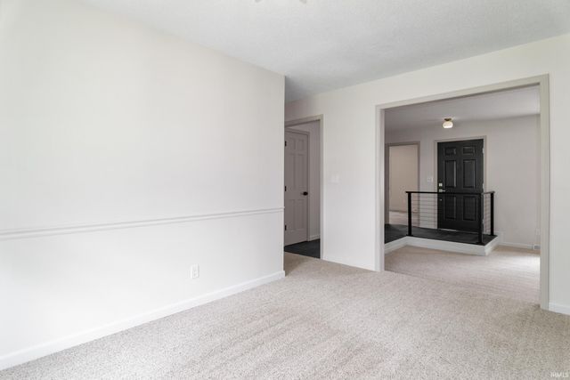 8224 E Heritage Drive, Evansville, IN 47715