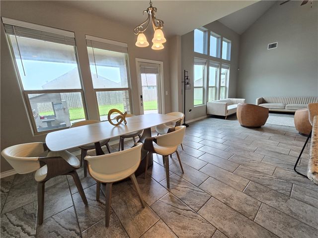 8170 Luz De Luna St, Corpus Christi, TX 78414