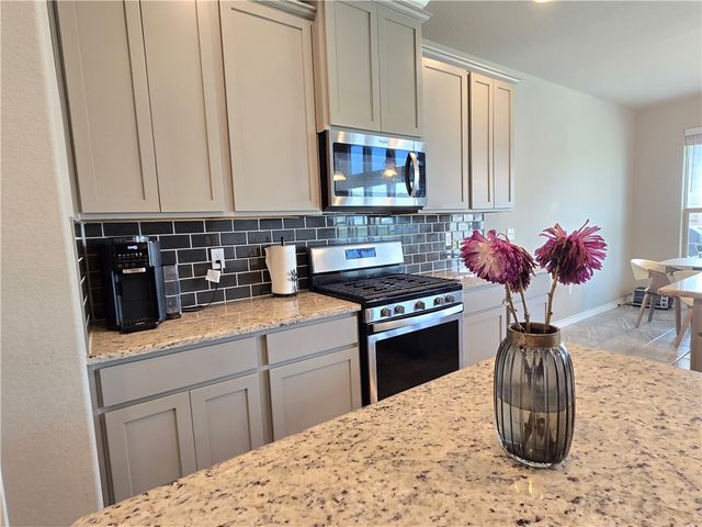 8170 Luz De Luna St, Corpus Christi, TX 78414