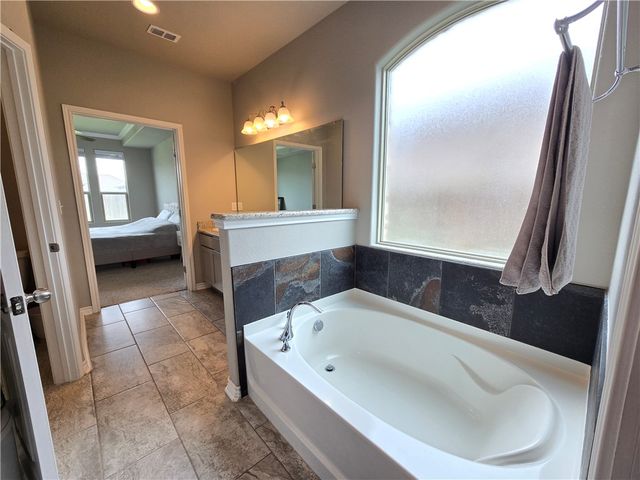 8170 Luz De Luna St, Corpus Christi, TX 78414
