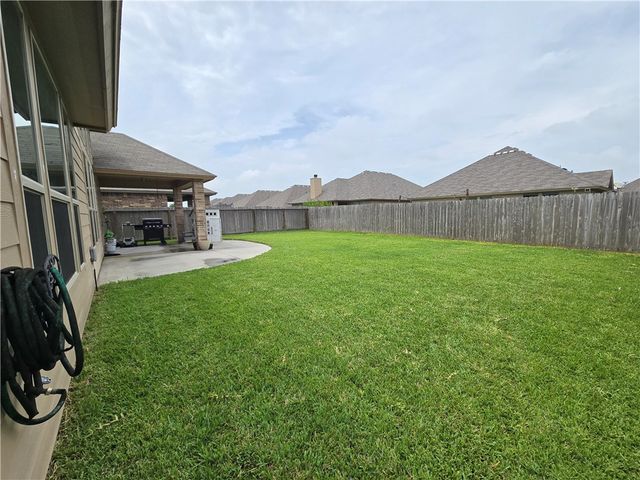 8170 Luz De Luna St, Corpus Christi, TX 78414
