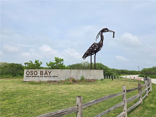 8170 Luz De Luna St, Corpus Christi, TX 78414