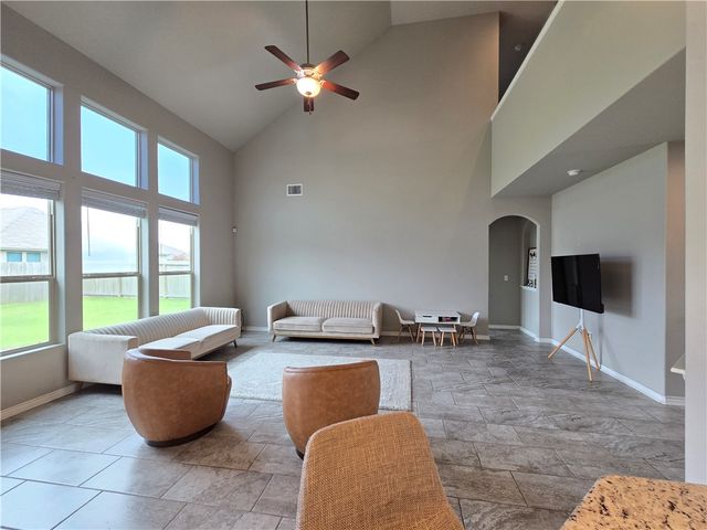 8170 Luz De Luna St, Corpus Christi, TX 78414