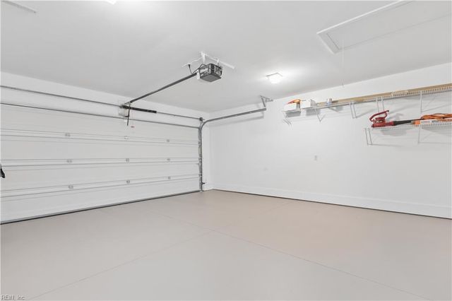 326 Garman LOOP, Yorktown, VA 23690