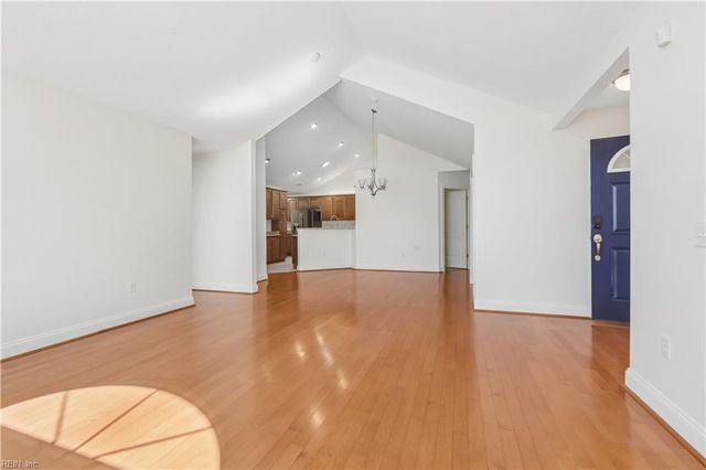 326 Garman LOOP, Yorktown, VA 23690