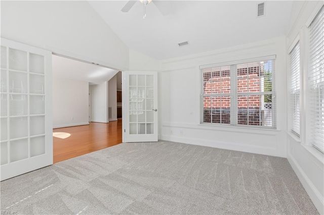 326 Garman LOOP, Yorktown, VA 23690