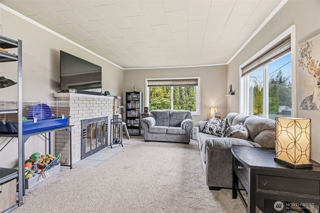 2201 Holcomb Loop Rd, Kelso, WA 98626