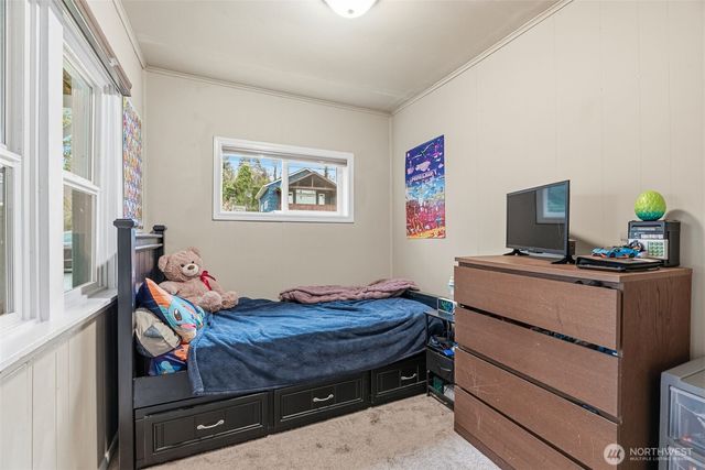 2201 Holcomb Loop Rd, Kelso, WA 98626