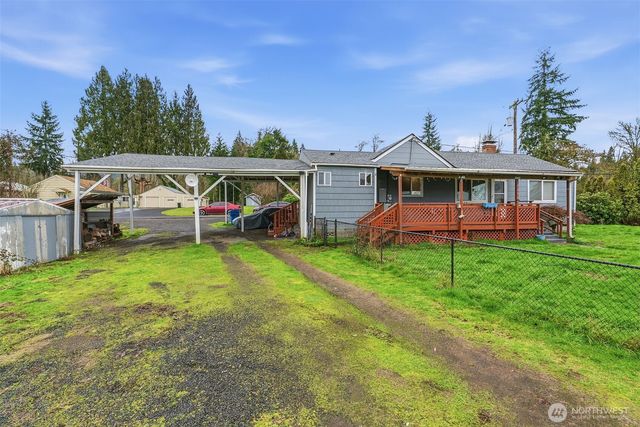 2201 Holcomb Loop Rd, Kelso, WA 98626
