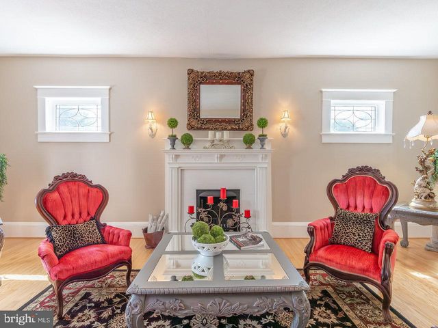 113 W MAIN ST, Stanley, VA 22851