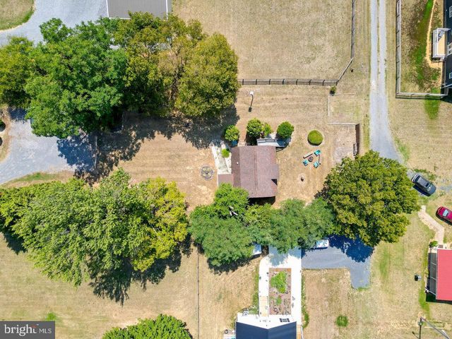 113 W MAIN ST, Stanley, VA 22851