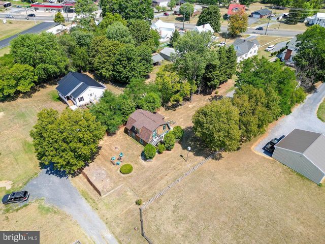 113 W MAIN ST, Stanley, VA 22851