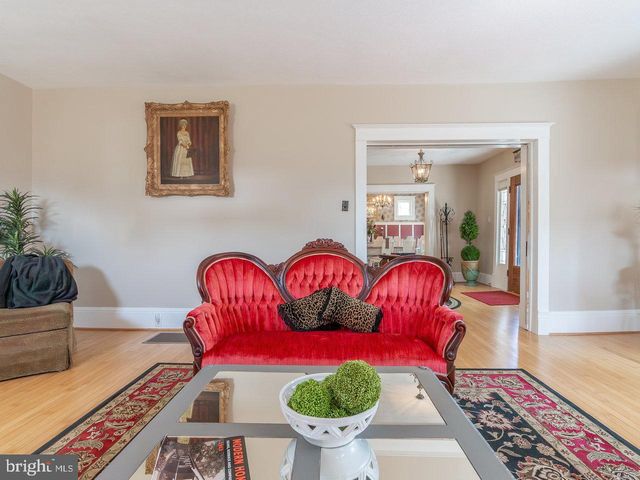 113 W MAIN ST, Stanley, VA 22851