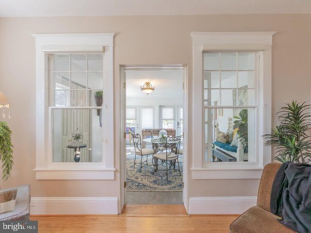 113 W MAIN ST, Stanley, VA 22851