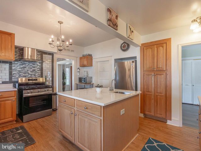 113 W MAIN ST, Stanley, VA 22851