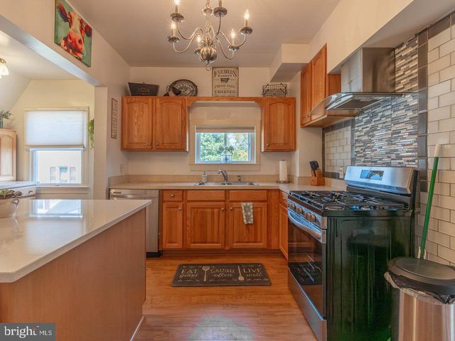 113 W MAIN ST, Stanley, VA 22851