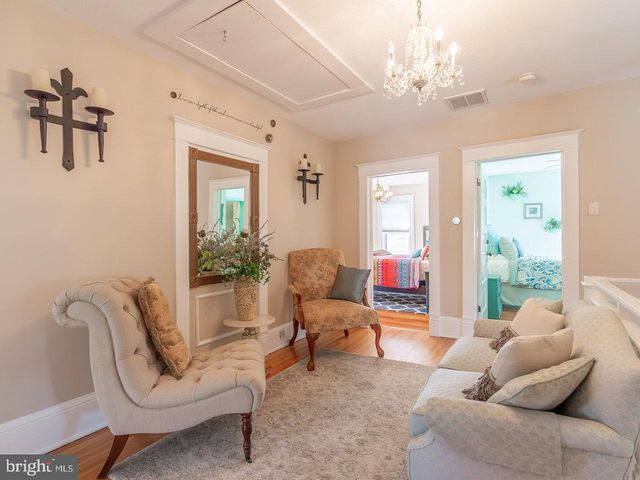 113 W MAIN ST, Stanley, VA 22851