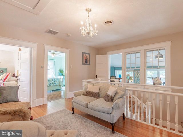 113 W MAIN ST, Stanley, VA 22851