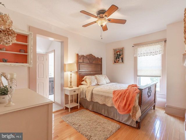 113 W MAIN ST, Stanley, VA 22851