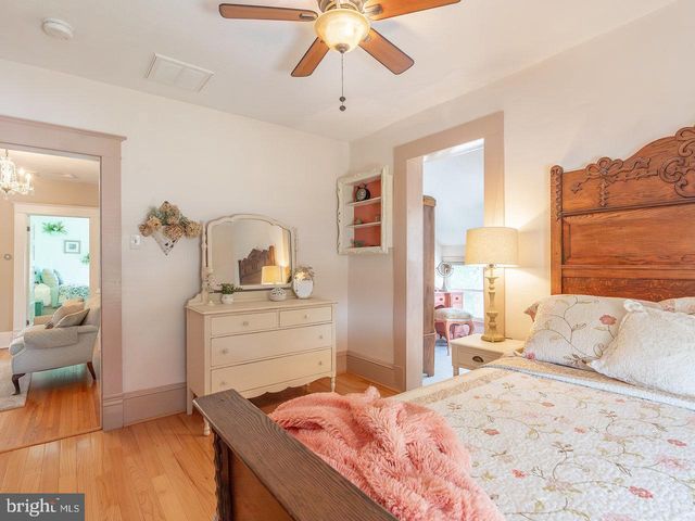 113 W MAIN ST, Stanley, VA 22851