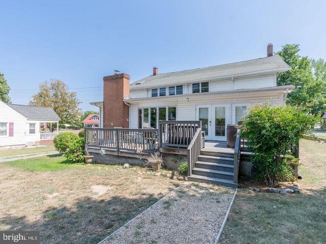 113 W MAIN ST, Stanley, VA 22851