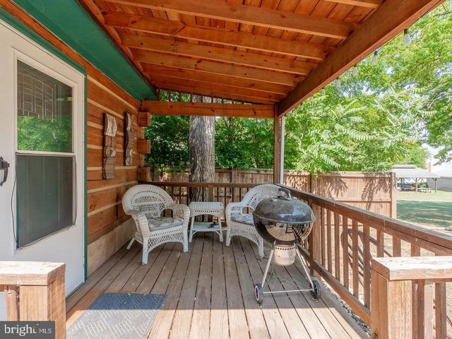 113 W MAIN ST, Stanley, VA 22851