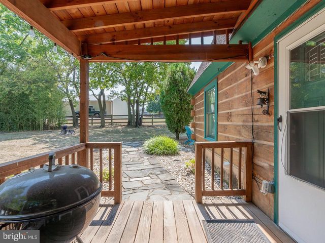 113 W MAIN ST, Stanley, VA 22851