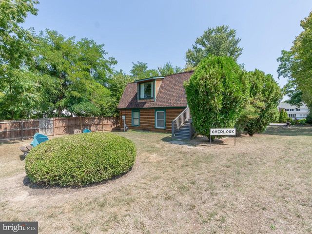 113 W MAIN ST, Stanley, VA 22851