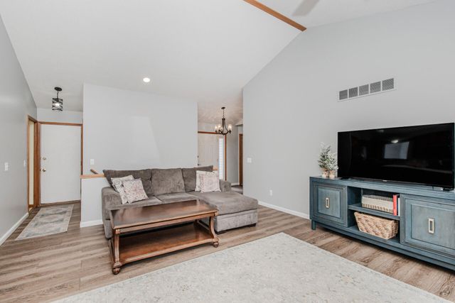 1782 Sycamore Court, Saline City, MI 48176