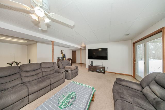 1782 Sycamore Court, Saline City, MI 48176