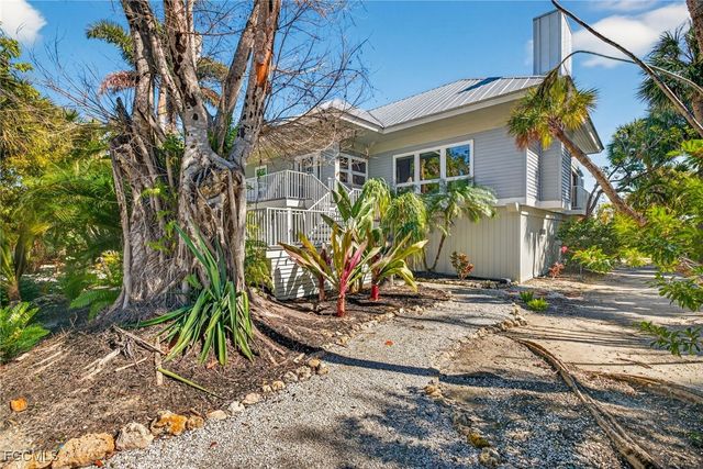 5312 Ladyfinger Lake RD, Sanibel, FL 33957