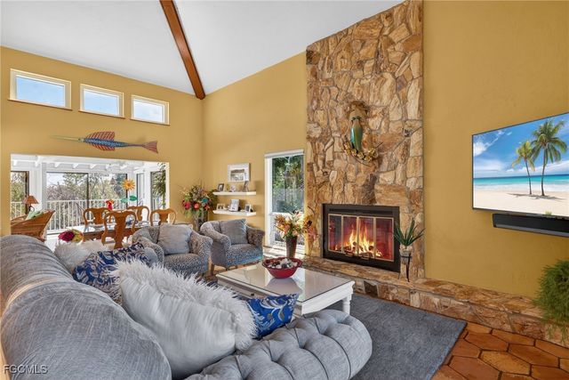 5312 Ladyfinger Lake RD, Sanibel, FL 33957