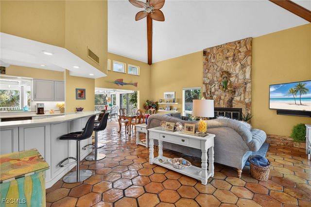 5312 Ladyfinger Lake RD, Sanibel, FL 33957