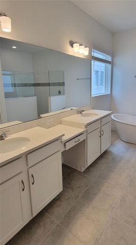 15142 LAKE BESSIE LOOP, Winter Garden, FL 34787