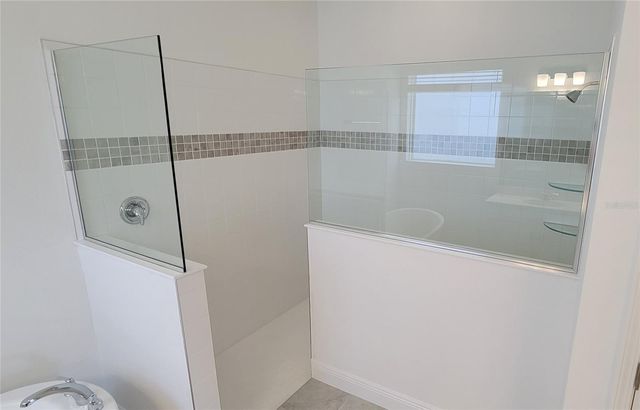 15142 LAKE BESSIE LOOP, Winter Garden, FL 34787