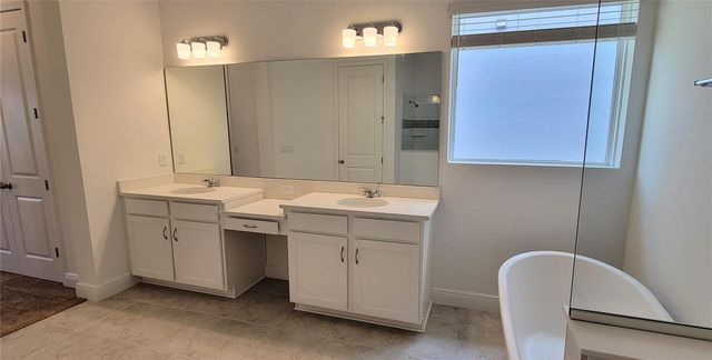 15142 LAKE BESSIE LOOP, Winter Garden, FL 34787