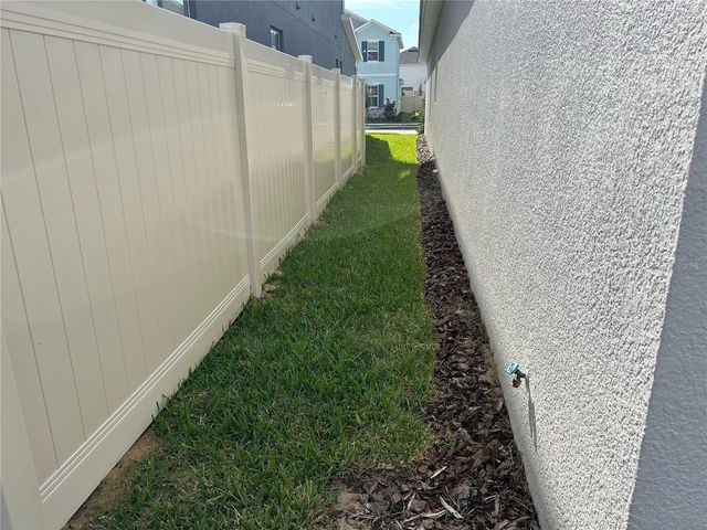 15142 LAKE BESSIE LOOP, Winter Garden, FL 34787