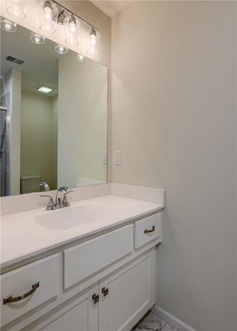 2804 W 176th Street, Overland Park, KS 66085