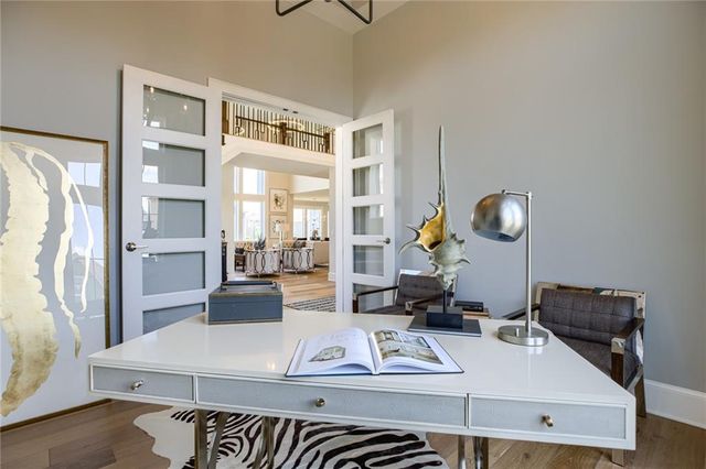 2804 W 176th Street, Overland Park, KS 66085