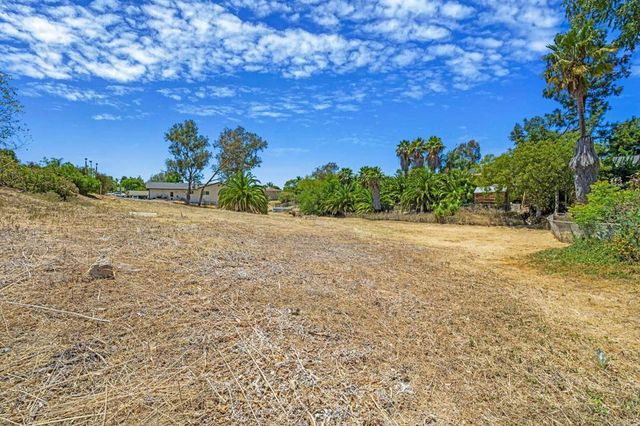 0 Sunset Dr, Vista, CA 92081