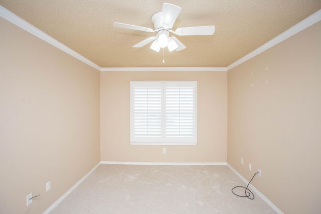 9806 Elkhart Avenue, Lubbock, TX 79424