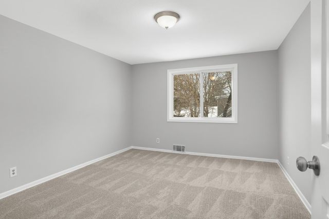 4533 Welcome Avenue N, Crystal, MN 55422