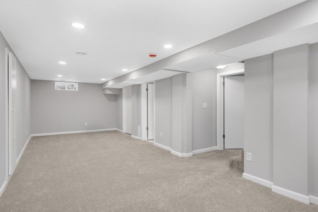 4533 Welcome Avenue N, Crystal, MN 55422