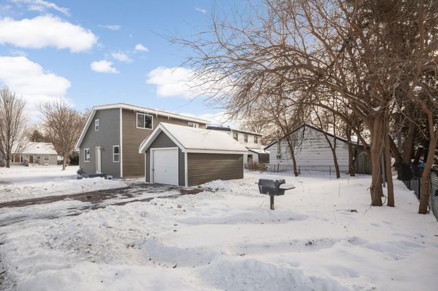 4533 Welcome Avenue N, Crystal, MN 55422